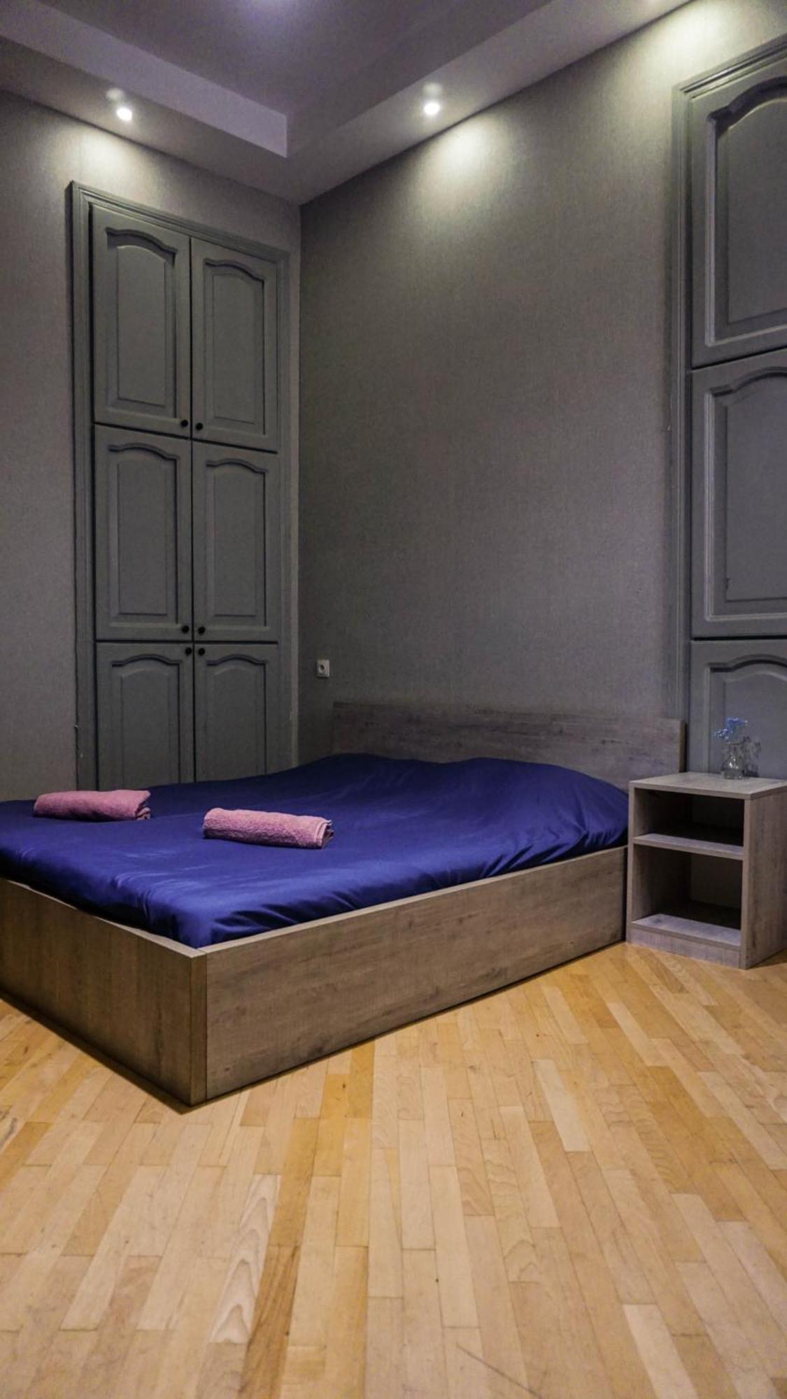 J Square Hostel تبليسي المظهر الخارجي الصورة